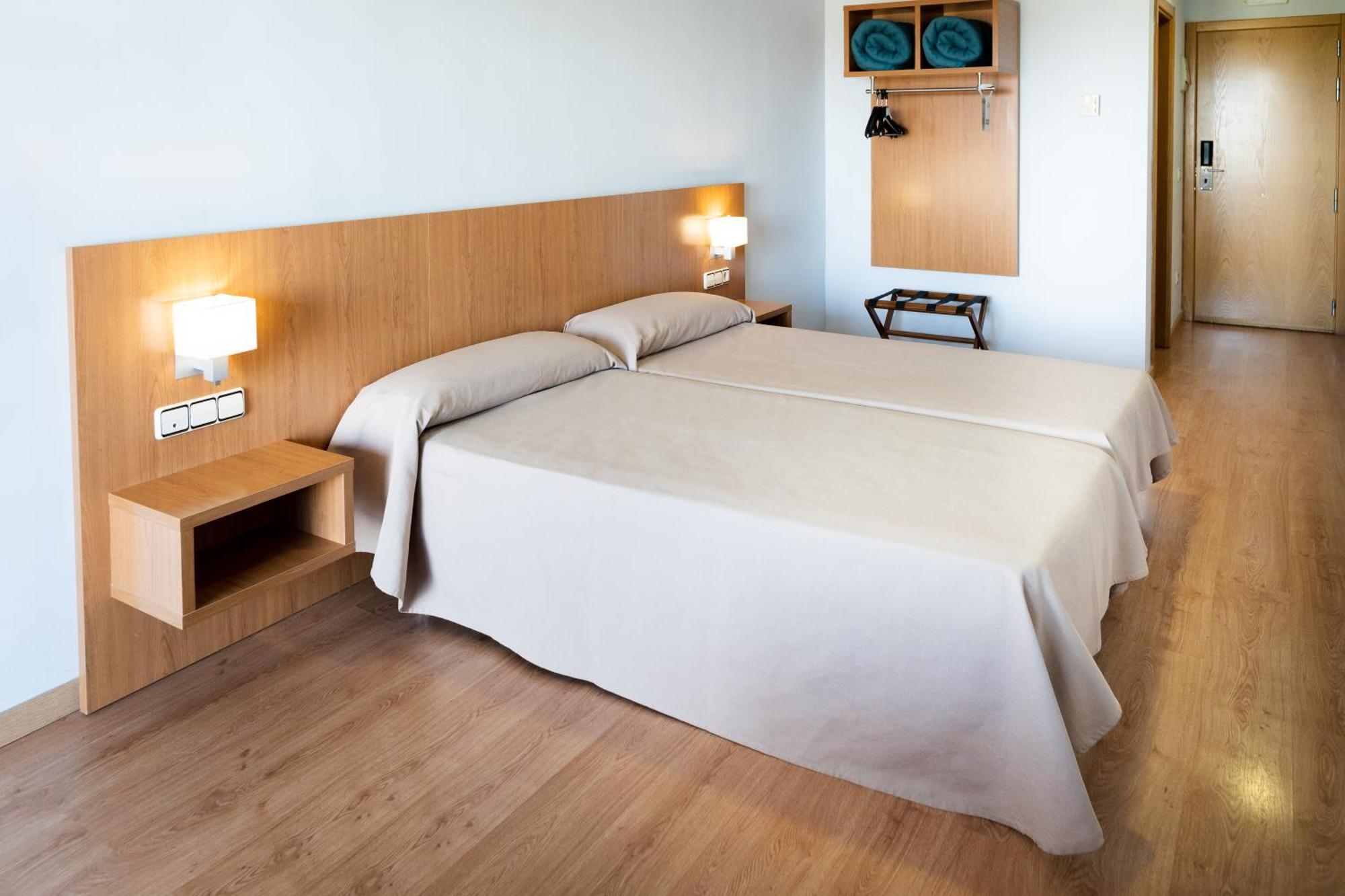 As Monreal Del Campo Hotel Ngoại thất bức ảnh