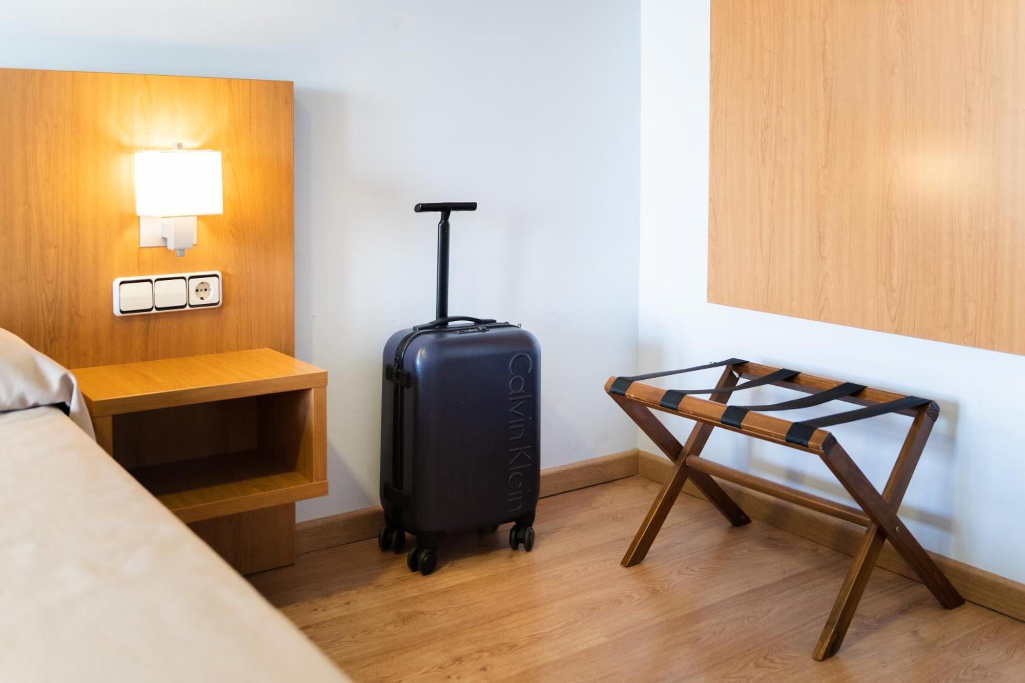 As Monreal Del Campo Hotel Ngoại thất bức ảnh