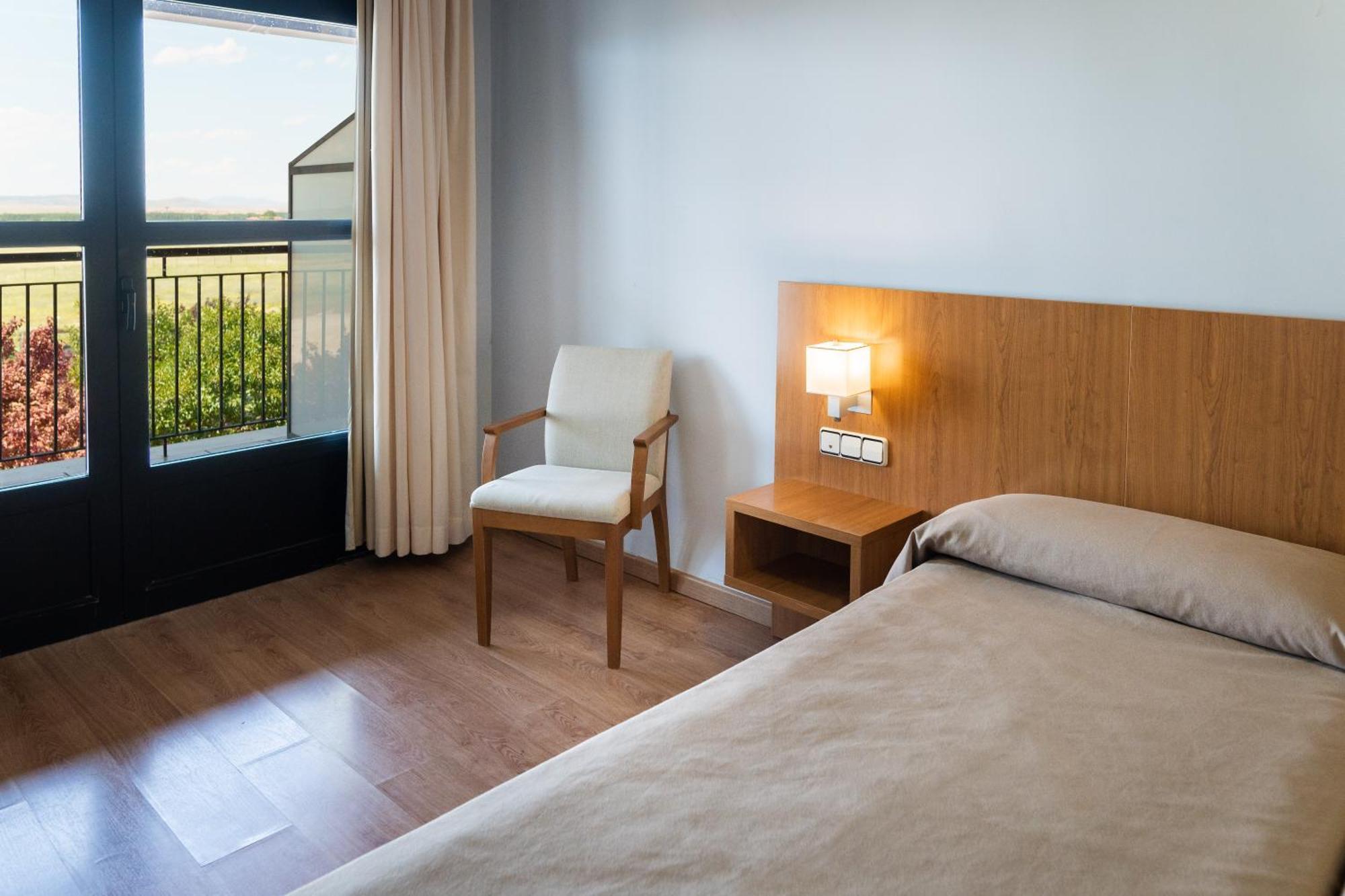 As Monreal Del Campo Hotel Ngoại thất bức ảnh